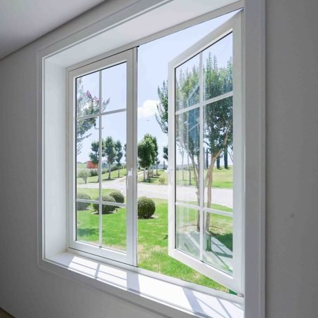 Vista do jardim para a entrada